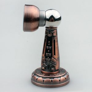 822tţ